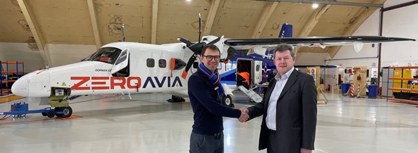 Sergey Kiselev, ZeroAvia Chief Business Officer, and Simon Richards, BHX Chief Finance and Sustainability Officer, at Kemble 4